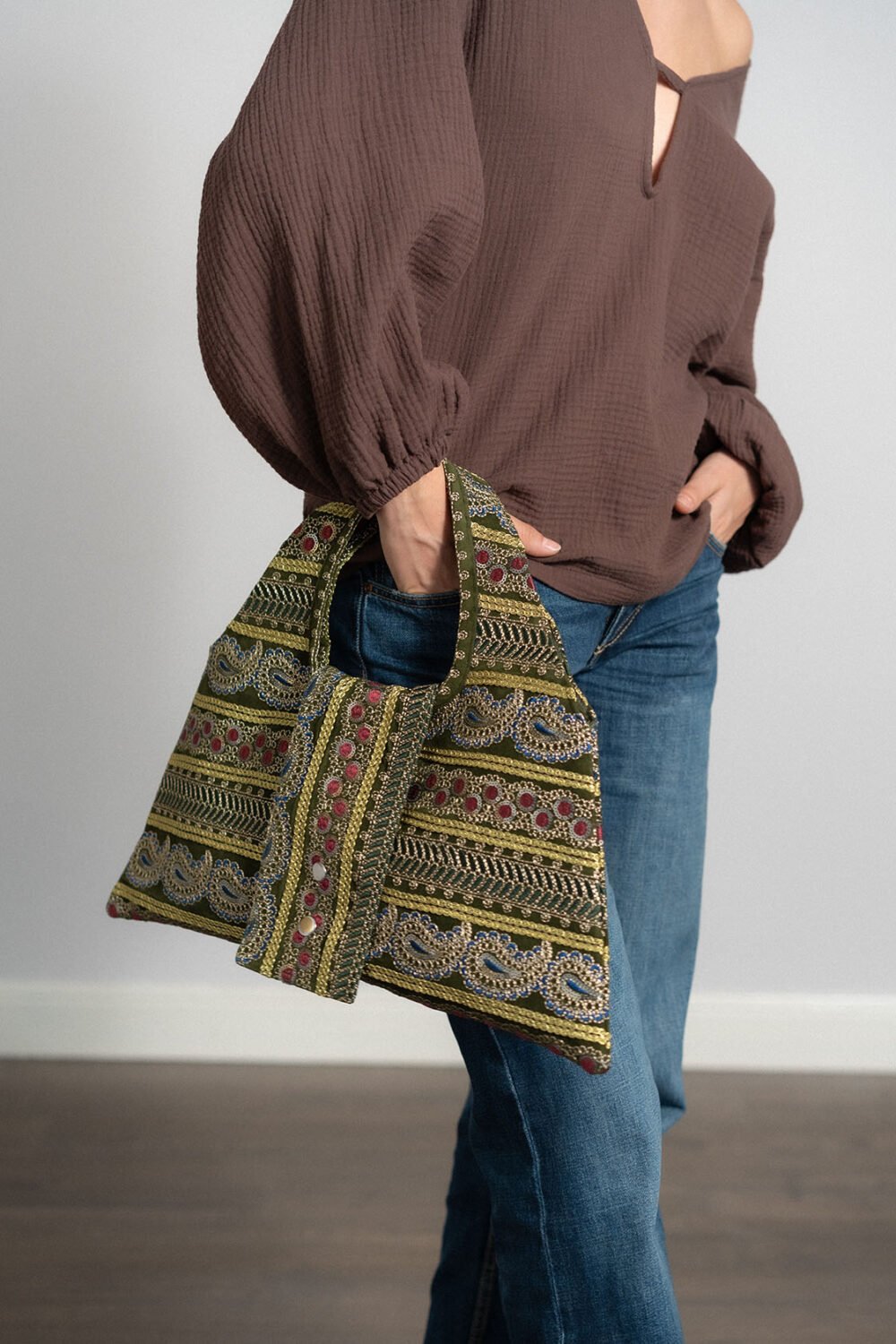 Embroidered Handbag - Image 5